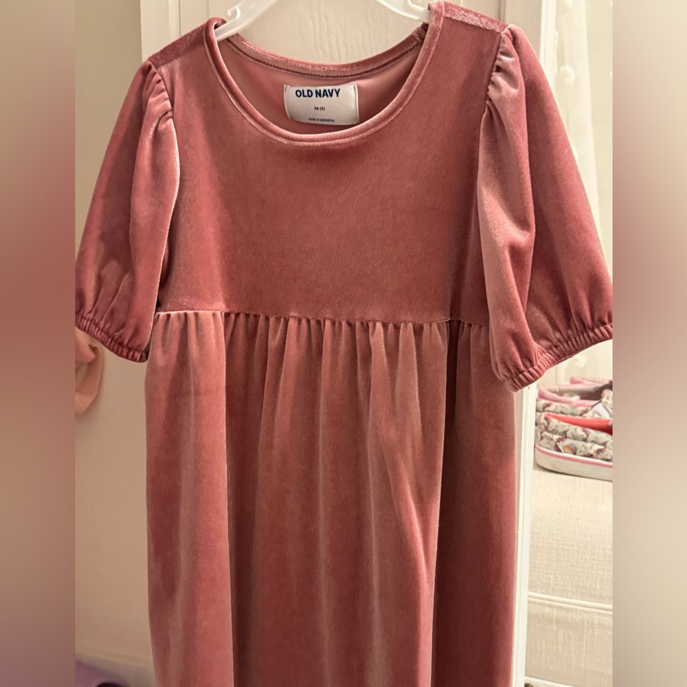 Toddler girl old navy pink velour dress